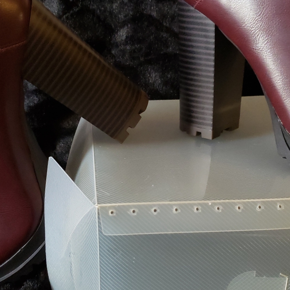 Shoes - Picture 4 of 5